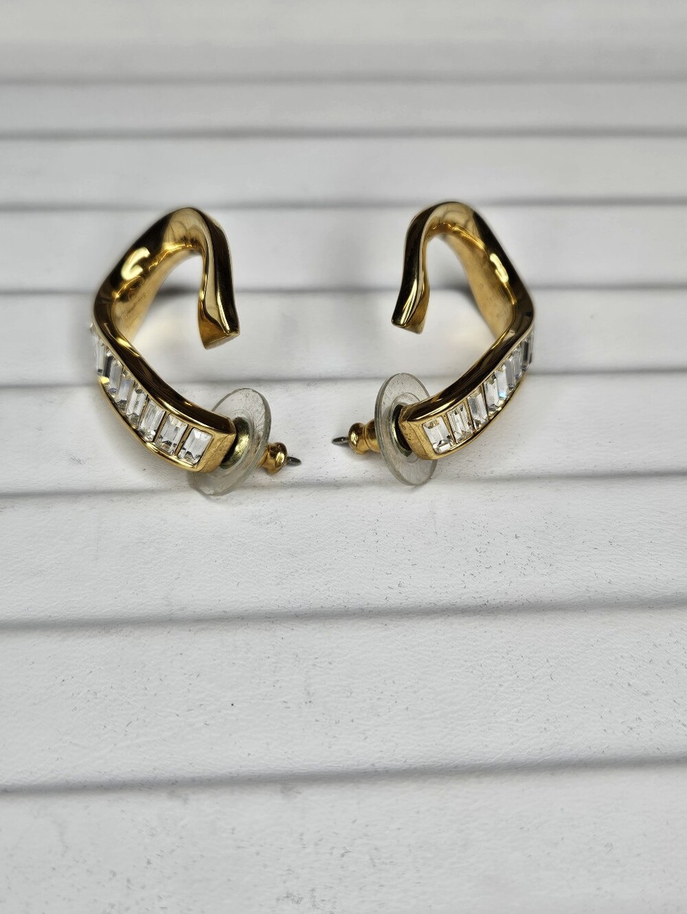 Vintage Swarovski Baguette Goldtone Pierced Earrings Signed - Picture 3 of 8